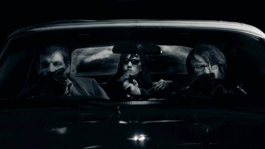 Imagen destacada de noticia: LA BIEN QUERIDA: Vídeo-Clip "Arenas Movedizas"